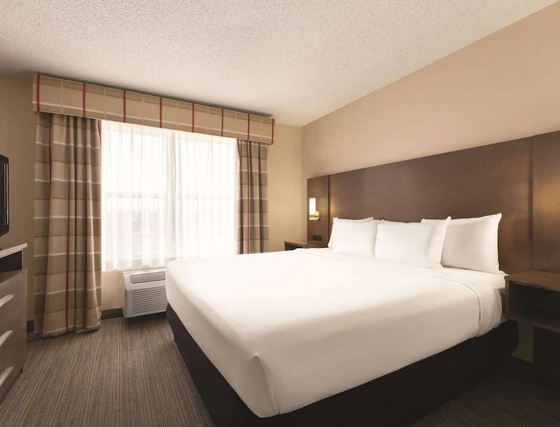 Country Inn & Suites By Radisson, Forest Lake, Mn ภายนอก รูปภาพ