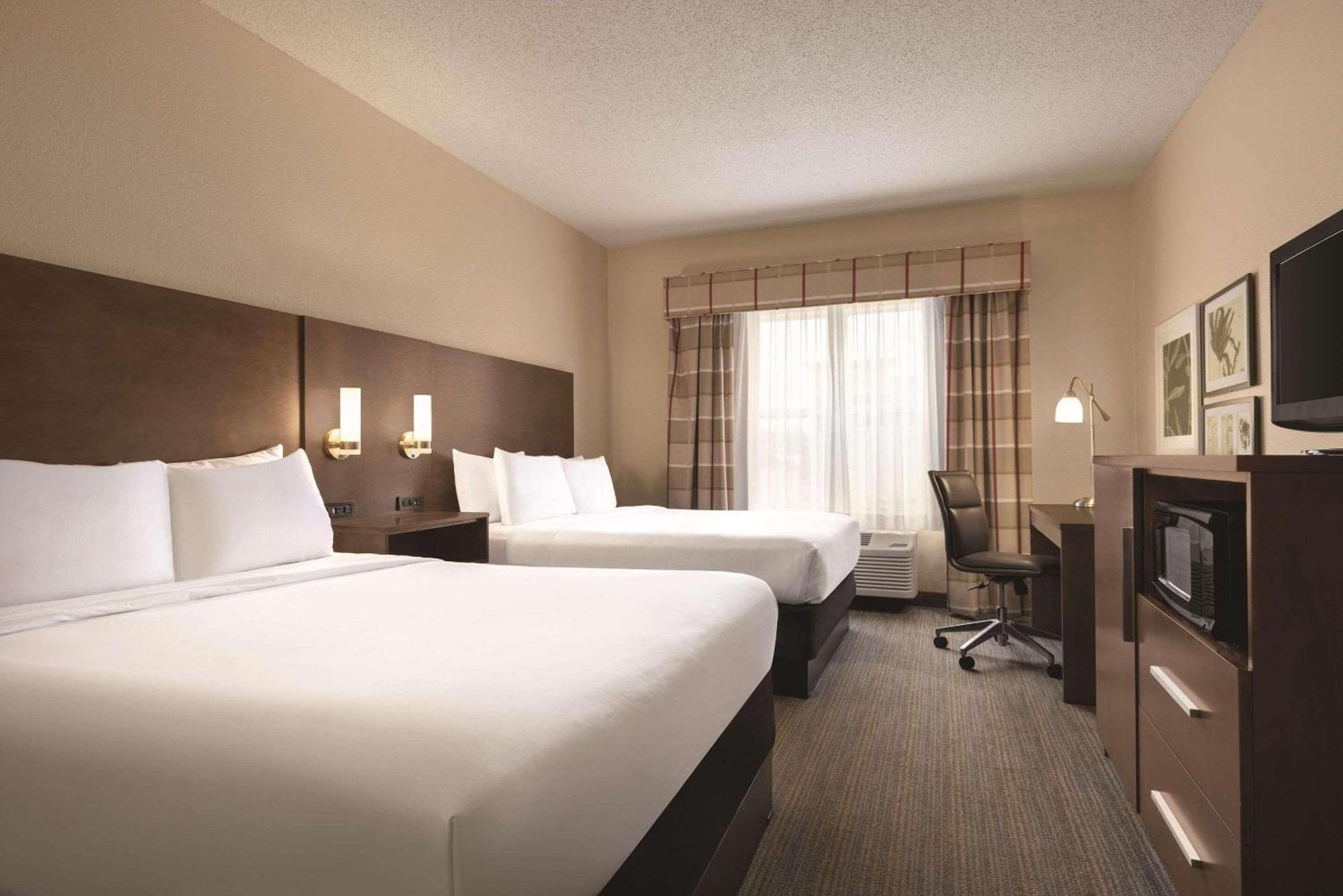 Country Inn & Suites By Radisson, Forest Lake, Mn ภายนอก รูปภาพ